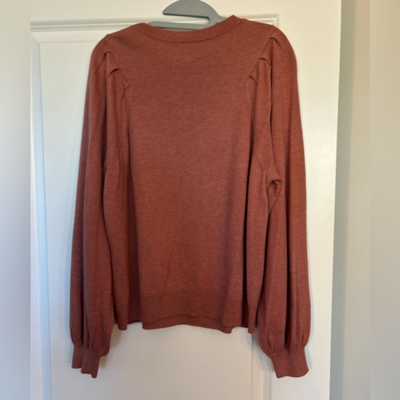 Leith Sweater - Picture 3 of 6